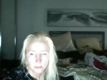 vivians_roses from Chaturbate is Freechat