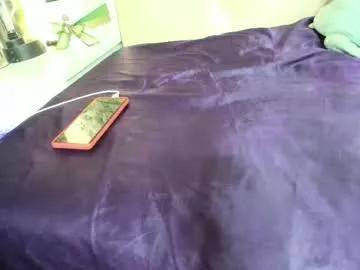 vixvixenn from Chaturbate