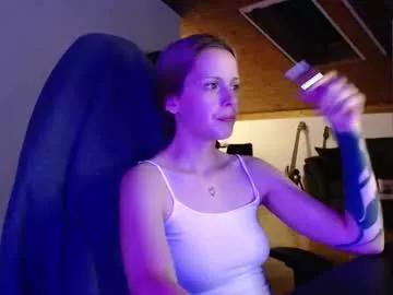 vvvi_06 from Chaturbate