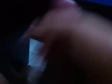 wellingtont from Chaturbate