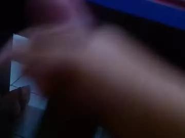 wellingtont from Chaturbate