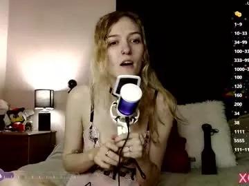 xelliee_rosex from Chaturbate