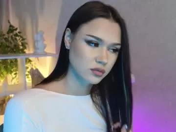 Yaminared webcams show profile image 