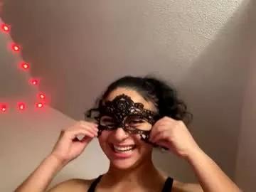 yazzydeleon from Chaturbate