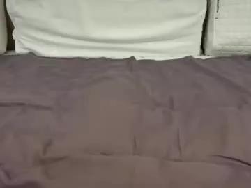 yellow_pinqueen from Chaturbate