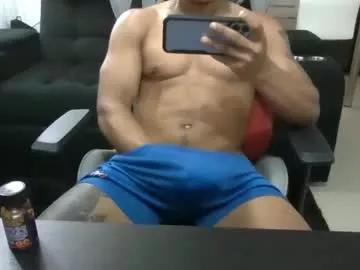 Yimmi_latino webcams show profile image 