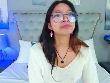 yommi_winx from Chaturbate