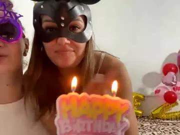 Discover our girls online shows and discover the company of countless livestreamers, with stunning shapes, sex toys and more.