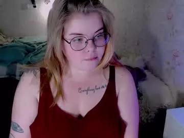 yumm_lolly from Chaturbate