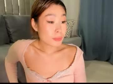 yummi_kim from Chaturbate