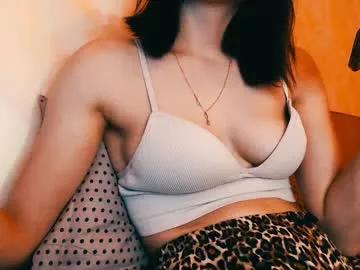 yzza_suave from Chaturbate