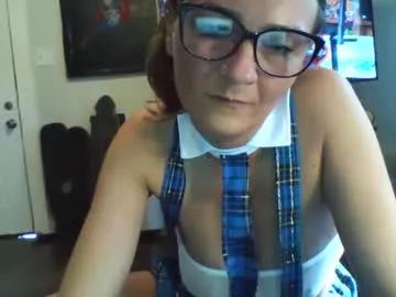 zaddyslilslutbucket from Chaturbate