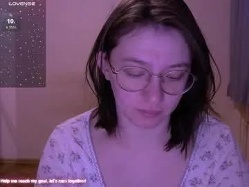 zara_golden from Chaturbate