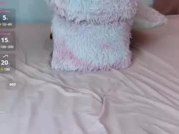 zaraquiinn from Chaturbate