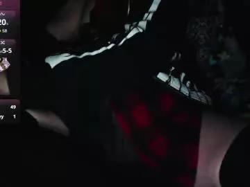 zeemomdalorian from Chaturbate