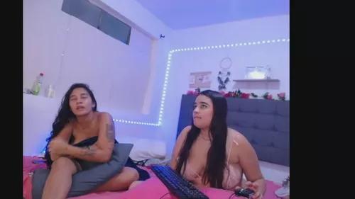 Isabelandmia webcams show profile image 