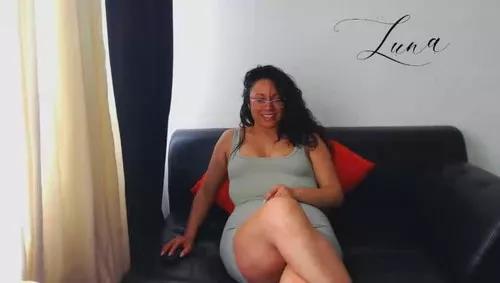 Lunaitahermosa webcams show profile image 