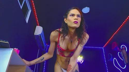 Nahomyhot webcams show profile image 