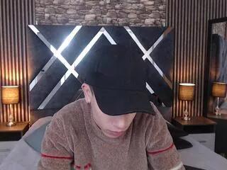 aaron_blink from Flirt4Free