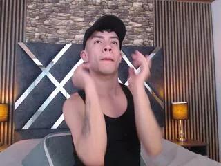 aaron_blink_james_oclock from Flirt4Free is Freechat