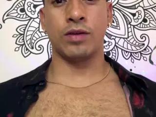 aaron_strong from Flirt4Free