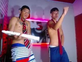 adam_david from Flirt4Free is Freechat
