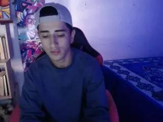 adams_thomso from Flirt4Free