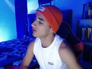 adams_thomso from Flirt4Free