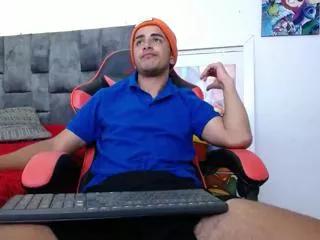 adams_thomso from Flirt4Free