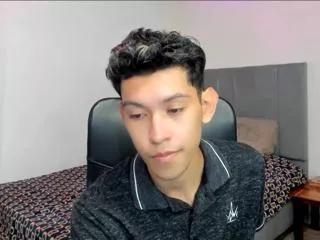 alan_gonz_cristian_asaenz from Flirt4Free