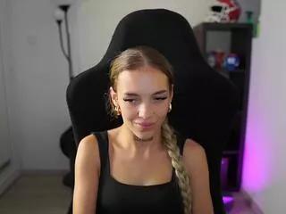 alexi_anne from Flirt4Free is Freechat