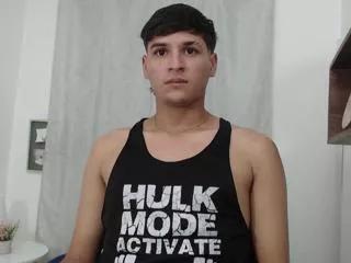 alexx_green from Flirt4Free is Freechat