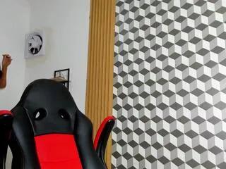 alice_brow from Flirt4Free is Freechat