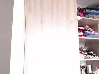 alice_kizar from Flirt4Free is Freechat