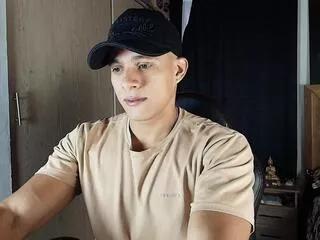 andy_corleone from Flirt4Free is Freechat