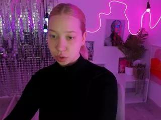 annabelle_lumi from Flirt4Free