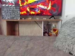 annie_bennett from Flirt4Free