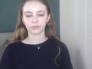 aria_lewis from Flirt4Free