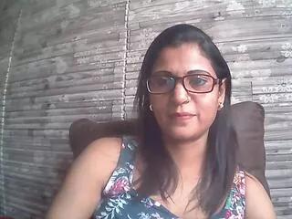 ashani_dia from Flirt4Free