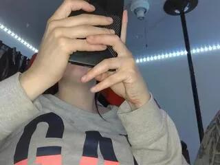 bambi_bi from Flirt4Free