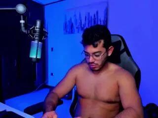 bruno_oconer from Flirt4Free is Freechat