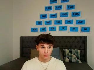 camillo_leon_armand from Flirt4Free is Freechat