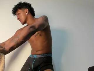 criss_martinez from Flirt4Free is Freechat