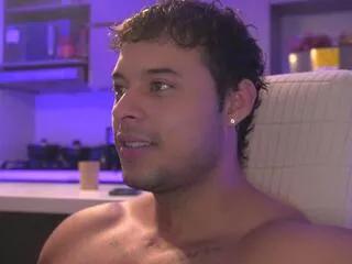 damian_gonzales from Flirt4Free is Freechat