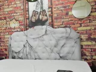 damian_i from Flirt4Free is Freechat