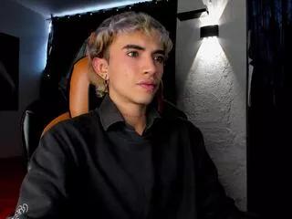 darko_davis from Flirt4Free is Freechat