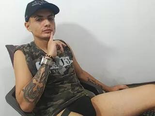 Photos of darwin_hernert from Flirt4Free is Freechat