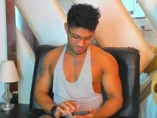 derek_castle from Flirt4Free