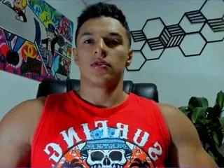 derry_adams from Flirt4Free