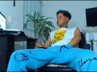 derryck from Flirt4Free